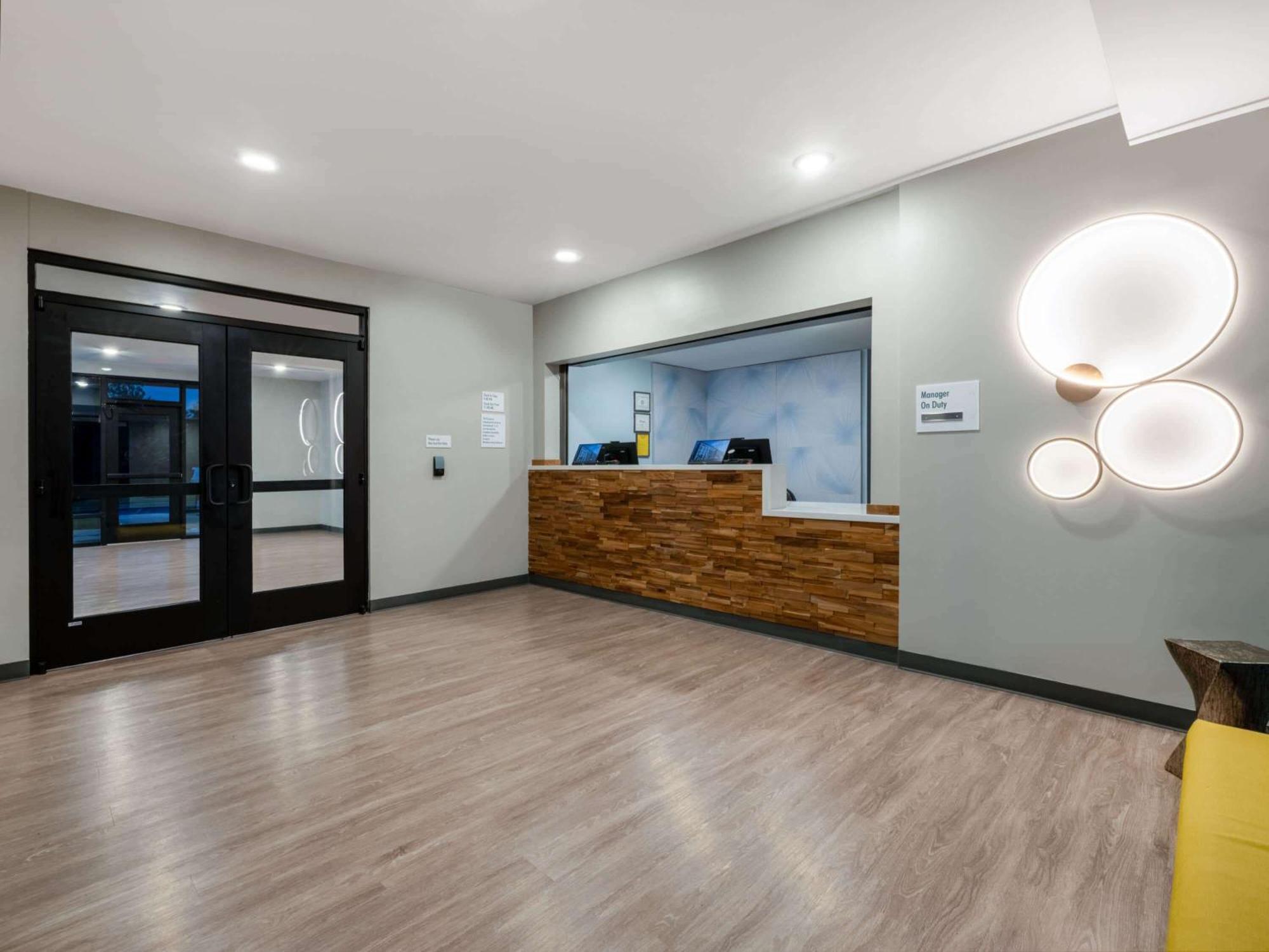 Echo Suites Extended Stay By Wyndham Indianapolis Ameriplex Buitenkant foto