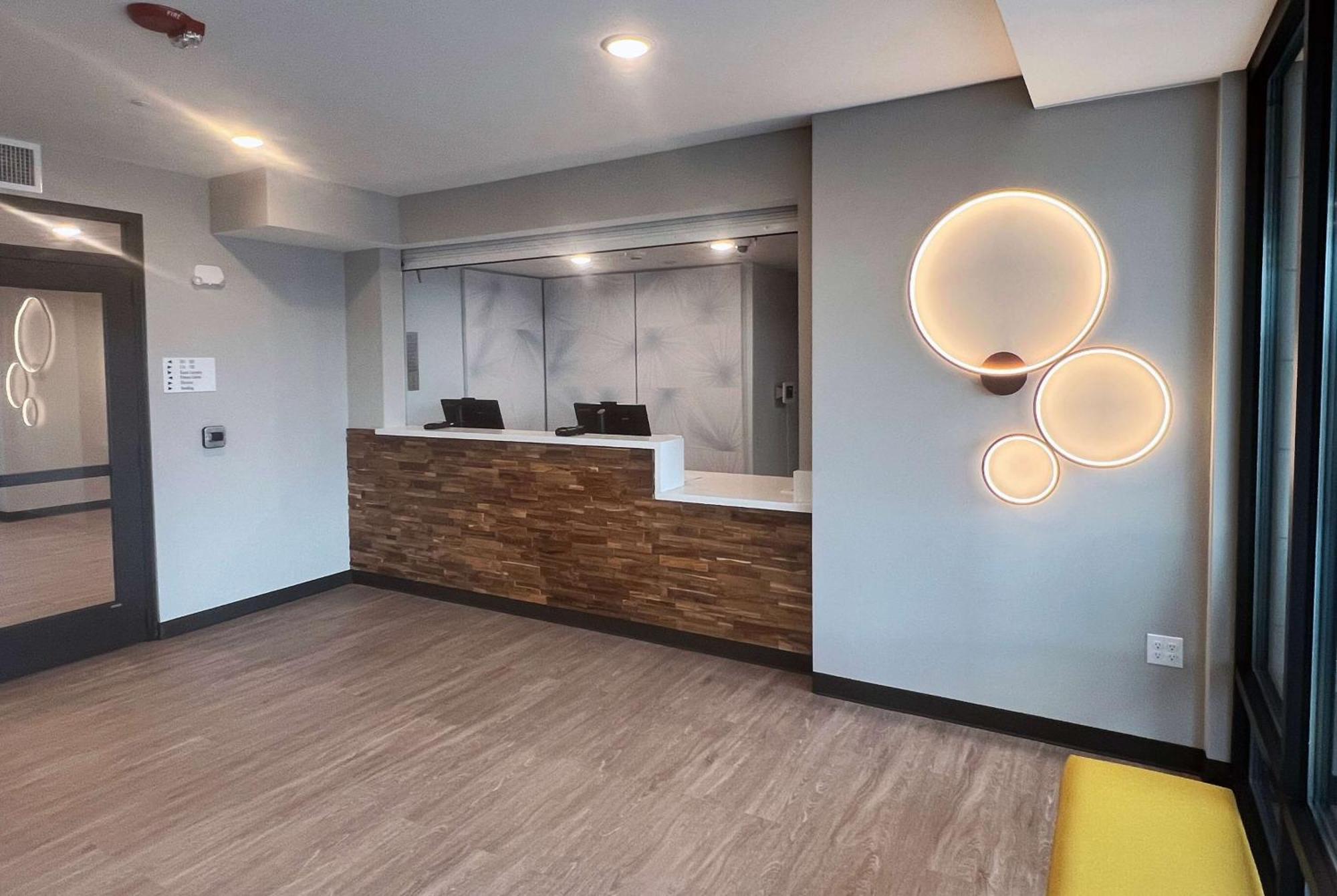 Echo Suites Extended Stay By Wyndham Indianapolis Ameriplex Buitenkant foto